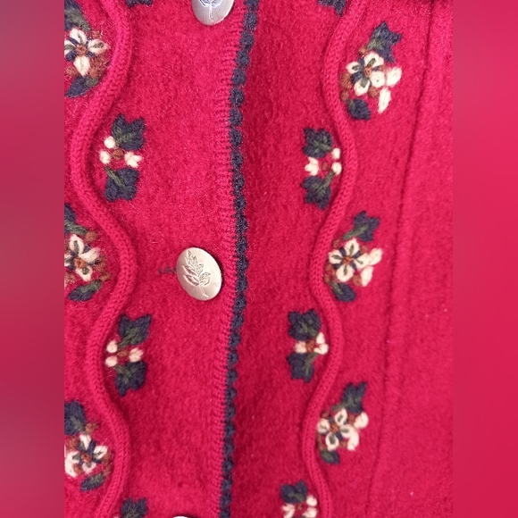 Vintage 100% Wool Button up Cardigan - Picture 3 of 8